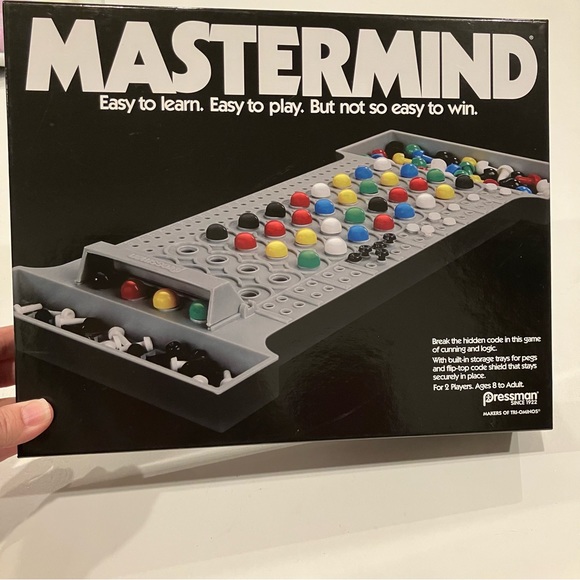 Two Board Games Sorry & Mastermind - Picture 2 of 13